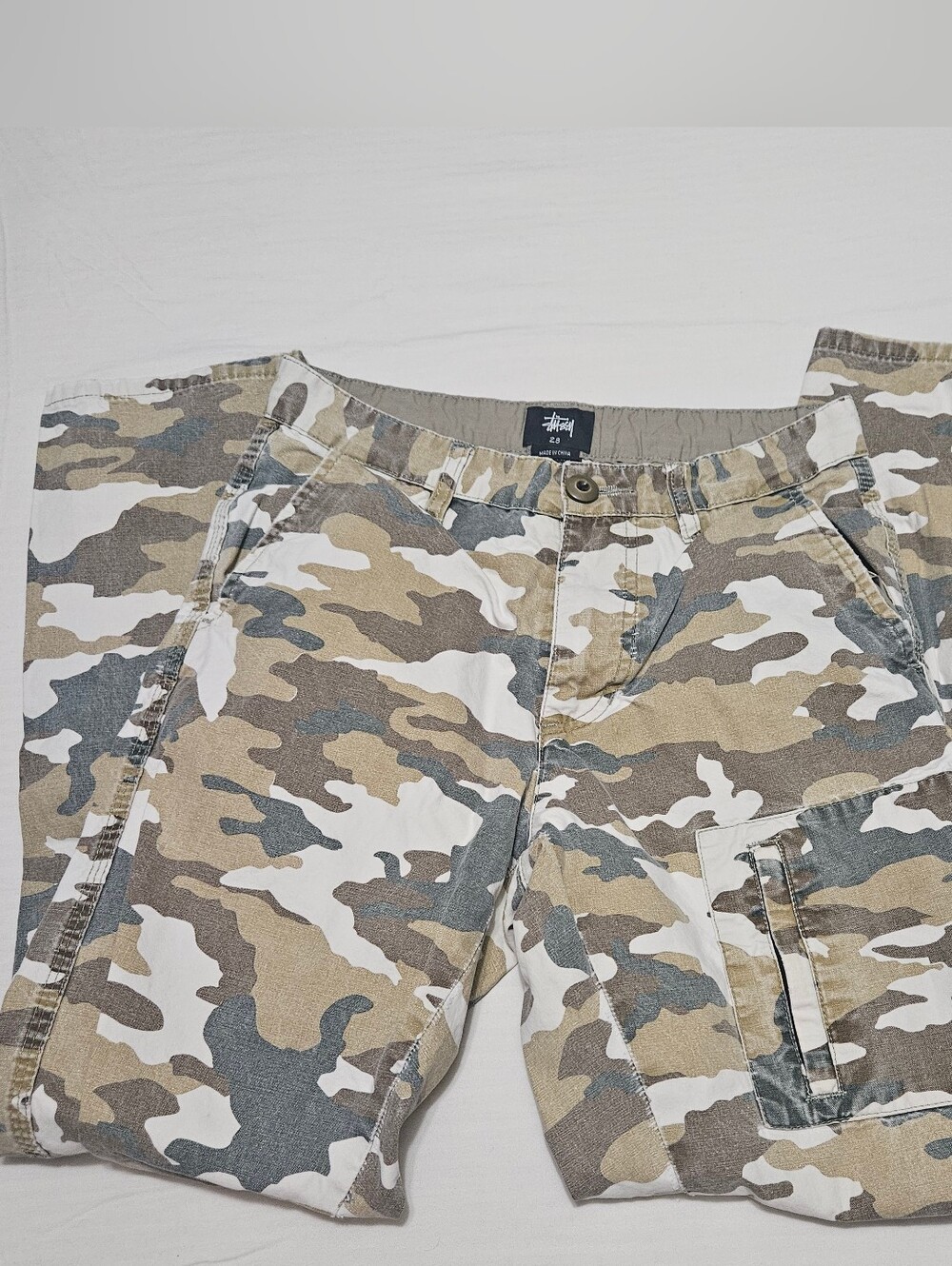 Men’s Camo Cargo Pants - Beige/Gray